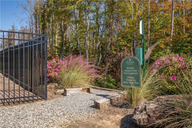 1715 Creekline Drive, Kernersville, NC 27284