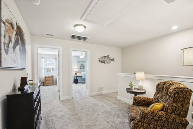 423 Palmetto Dr, Columbia, TN 38401