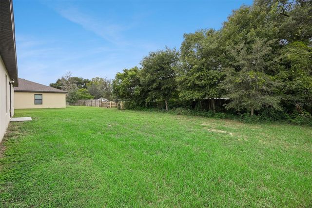 35685 ROSE MOSS AVENUE, Leesburg, FL 34788
