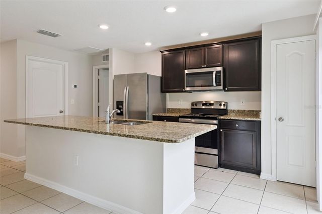 35685 ROSE MOSS AVENUE, Leesburg, FL 34788