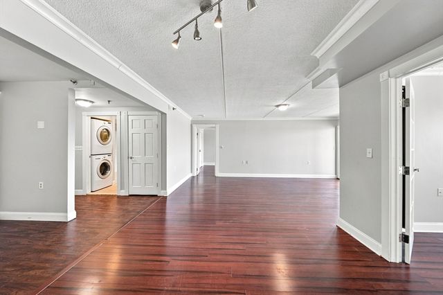 100 Cove Way 802, Quincy, MA 02169