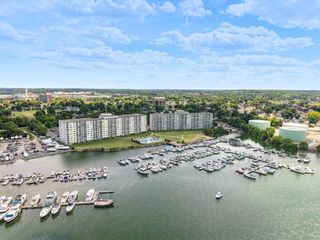 100 Cove Way 802, Quincy, MA 02169