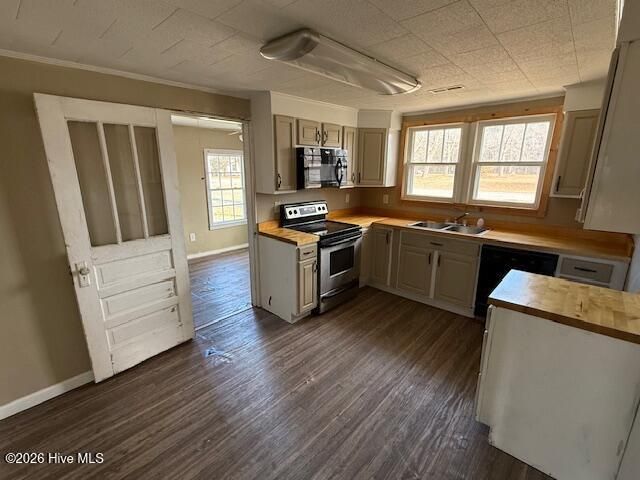 905 N C Street, Bridgeton, NC 28519