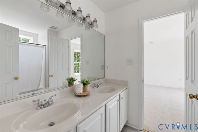 12156 Turning Branch Cir, Glen Allen, VA 23059
