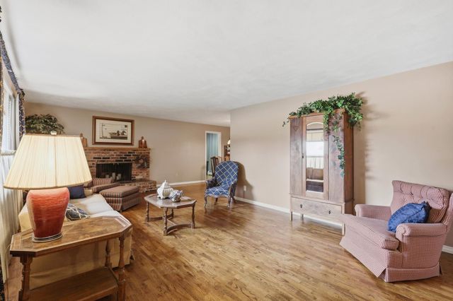 2310 W Wedgewood Ave, Spokane, WA 99208