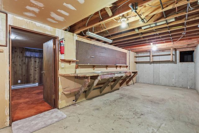 2310 W Wedgewood Ave, Spokane, WA 99208