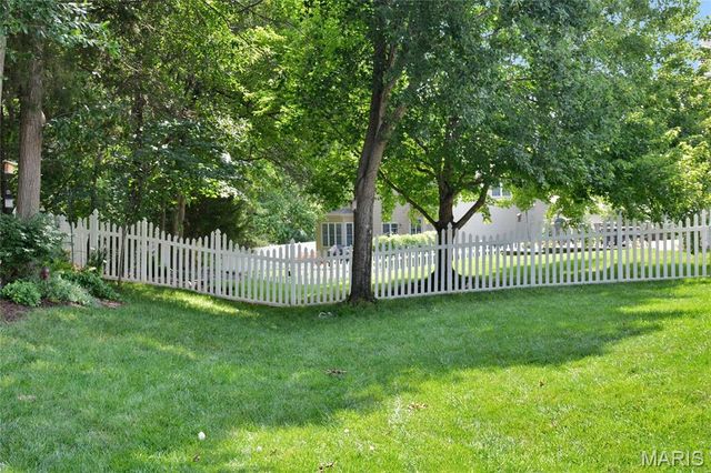 278 Huntsdale Drive, Wentzville, MO 63385