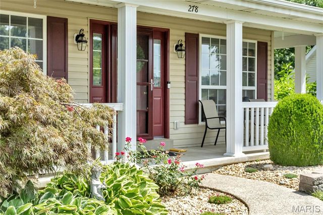 278 Huntsdale Drive, Wentzville, MO 63385