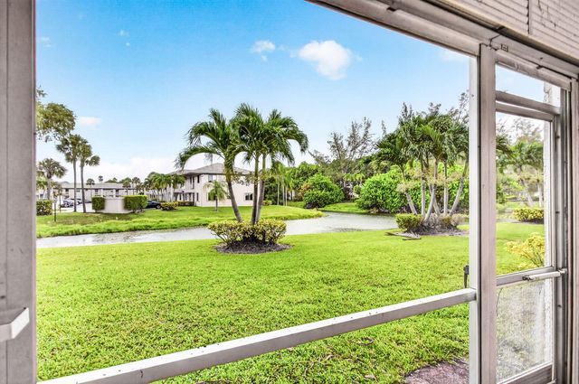 5540 Lakeside Drive 102, Margate, FL 33063