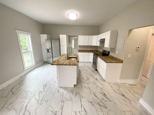 702 Roosevelt Street, Monroe, GA 30656