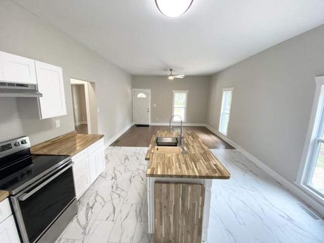 702 Roosevelt Street, Monroe, GA 30656