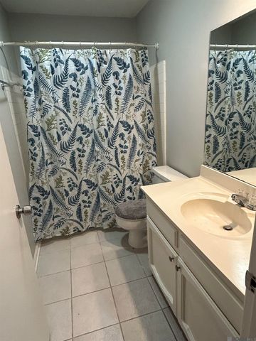 1127 Brookhollow Dr, Baton Rouge, LA 70810