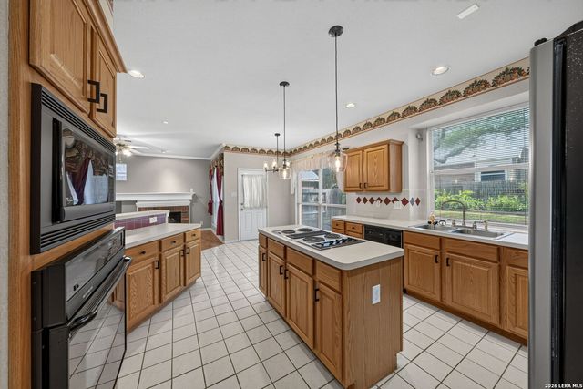 12426 HART CLF, San Antonio, TX 78249