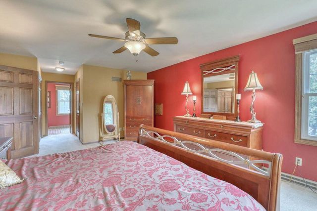 3620 Fenceline ROAD, Franksville, WI 53126