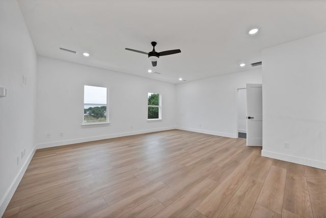 7460 Bald Cypress Drive, Ovilla, TX 75154