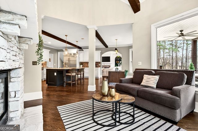 228 Fairway Overlook Drive, Acworth, GA 30101