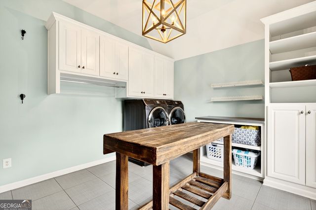 228 Fairway Overlook Drive, Acworth, GA 30101