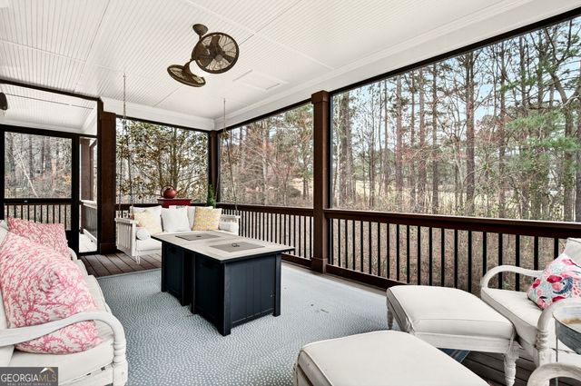 228 Fairway Overlook Drive, Acworth, GA 30101