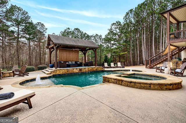 228 Fairway Overlook Drive, Acworth, GA 30101