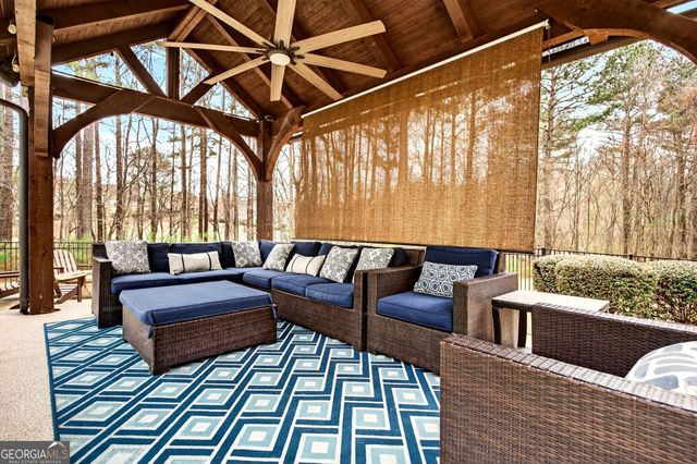 228 Fairway Overlook Drive, Acworth, GA 30101