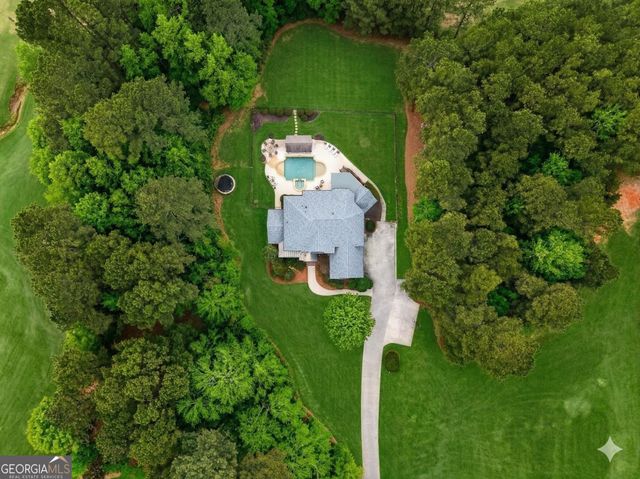 228 Fairway Overlook Drive, Acworth, GA 30101