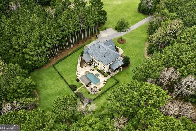 228 Fairway Overlook Drive, Acworth, GA 30101