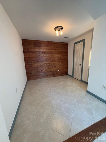 150 Lutomma Circle, Charlotte, NC 28270