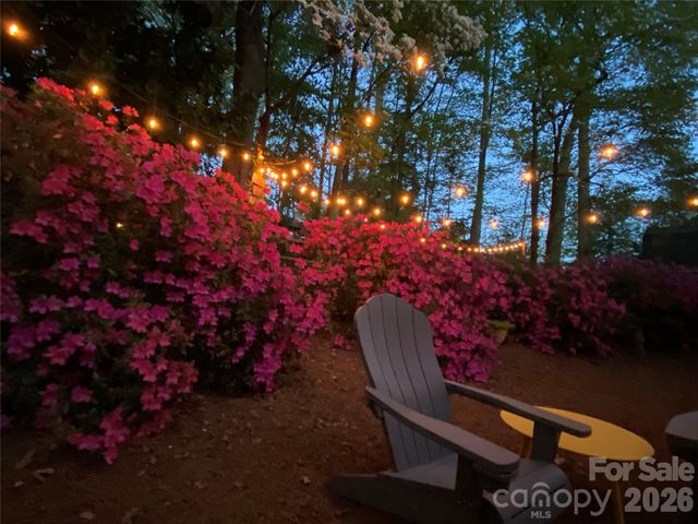 150 Lutomma Circle, Charlotte, NC 28270