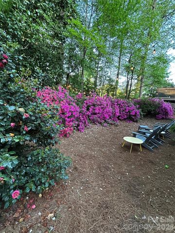 150 Lutomma Circle, Charlotte, NC 28270