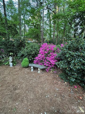 150 Lutomma Circle, Charlotte, NC 28270