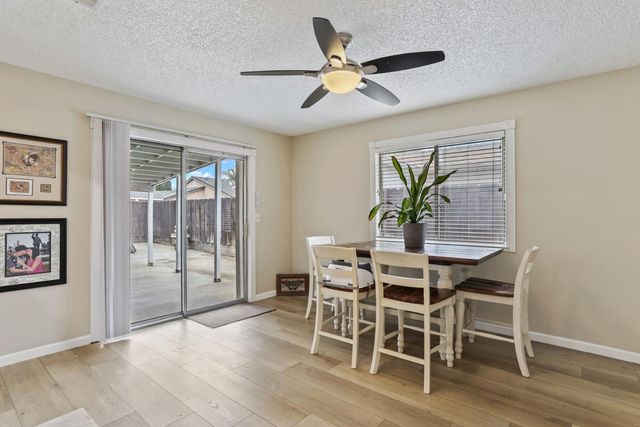 757 Clemens Ct, Ripon, CA 95366