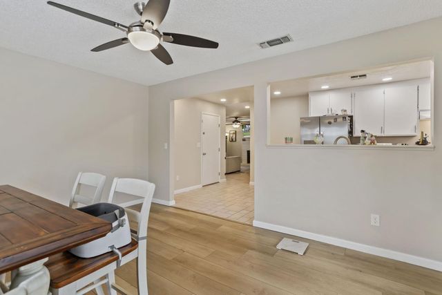 757 Clemens Ct, Ripon, CA 95366
