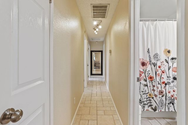 757 Clemens Ct, Ripon, CA 95366