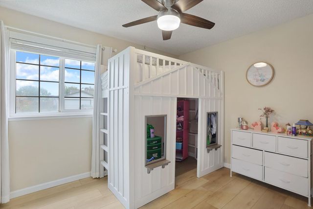 757 Clemens Ct, Ripon, CA 95366