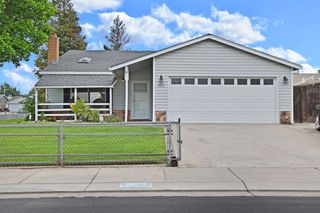 757 Clemens Ct, Ripon, CA 95366