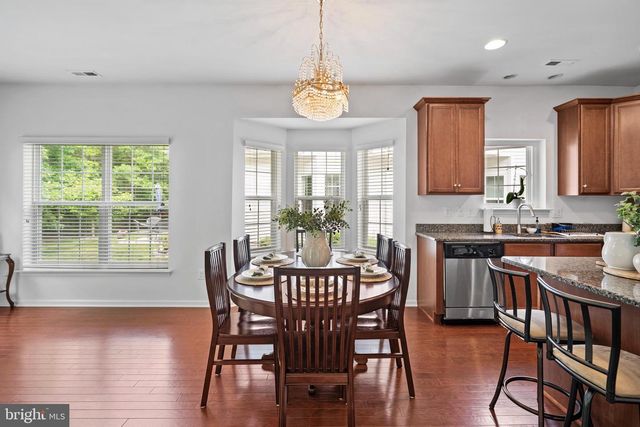 145 BLUEBELL DR, Egg Harbor Township, NJ 08234
