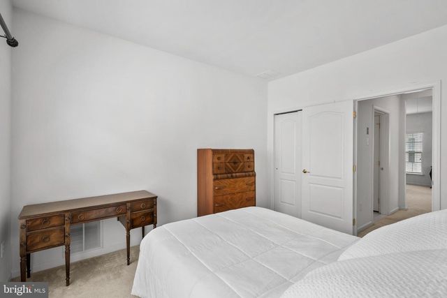145 BLUEBELL DR, Egg Harbor Township, NJ 08234