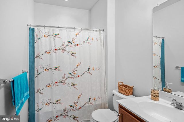 145 BLUEBELL DR, Egg Harbor Township, NJ 08234