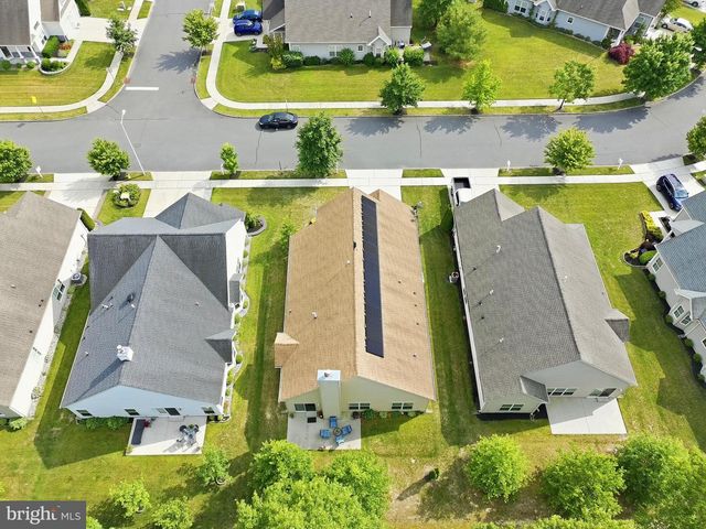 145 BLUEBELL DR, Egg Harbor Township, NJ 08234