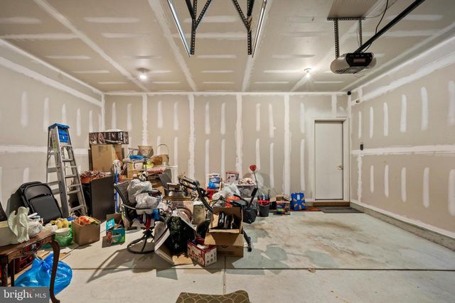 145 BLUEBELL DR, Egg Harbor Township, NJ 08234