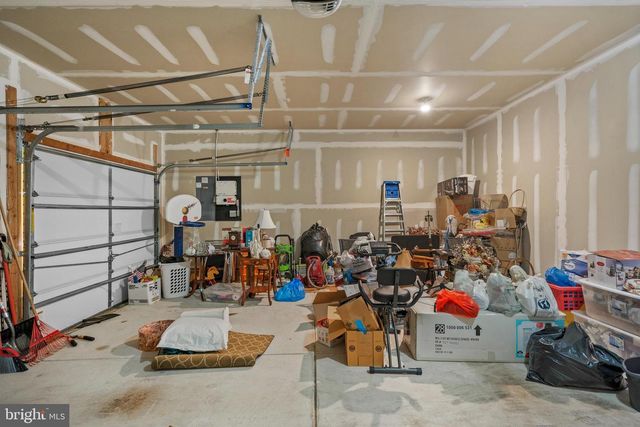 145 BLUEBELL DR, Egg Harbor Township, NJ 08234