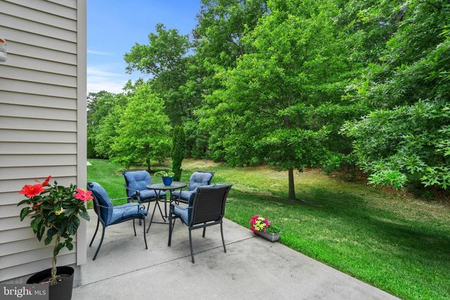 145 BLUEBELL DR, Egg Harbor Township, NJ 08234
