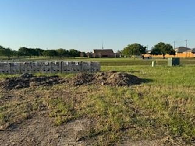 117 Bayou Bend Boulevard, Angleton, TX 77515