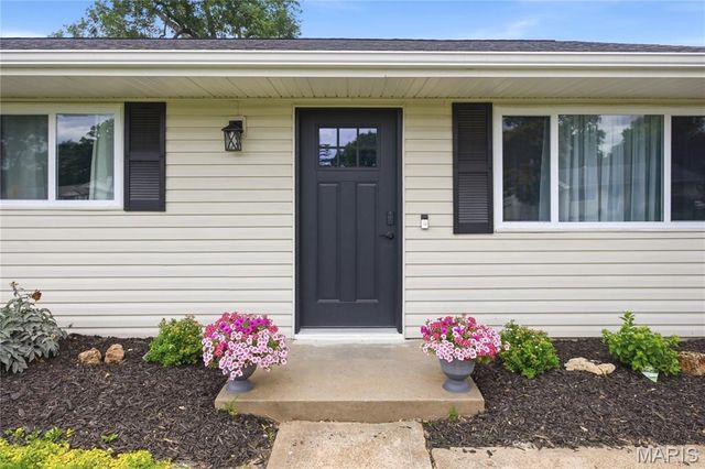 1304 Valiant Drive, Fenton, MO 63026