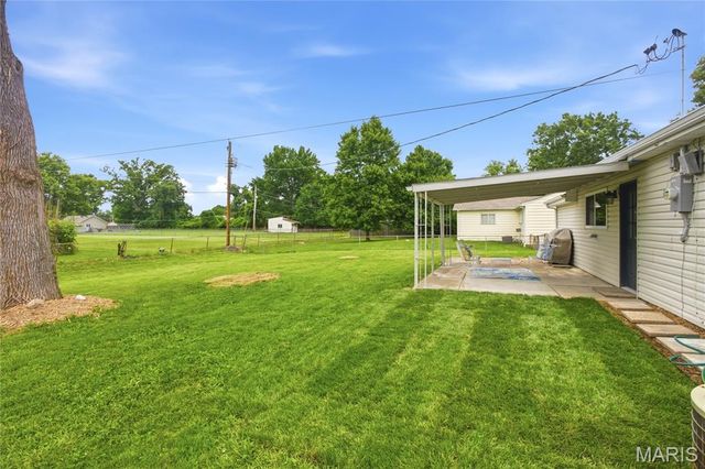 1304 Valiant Drive, Fenton, MO 63026