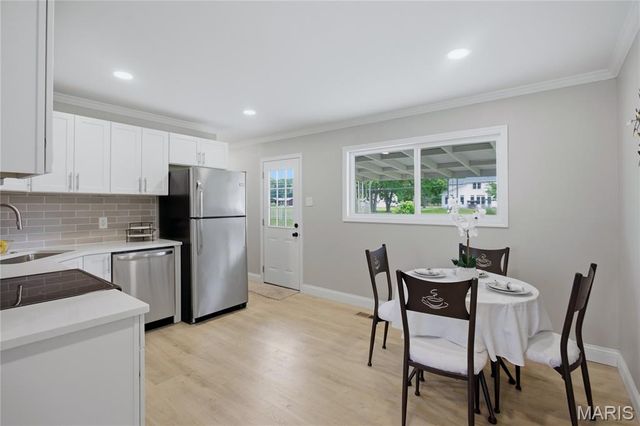 1304 Valiant Drive, Fenton, MO 63026