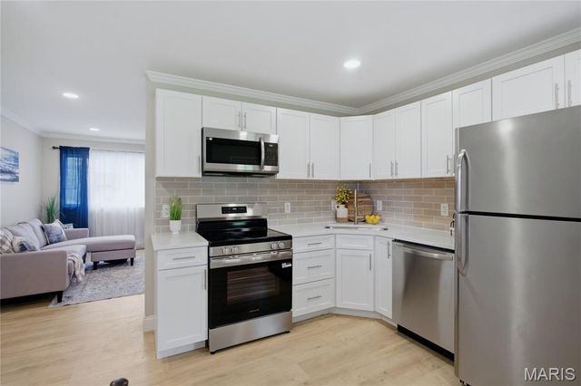 1304 Valiant Drive, Fenton, MO 63026