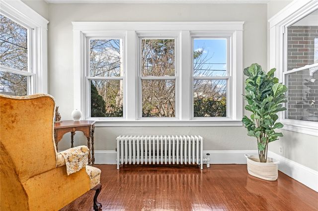 38 Trinity Parkway, Providence, RI 02908