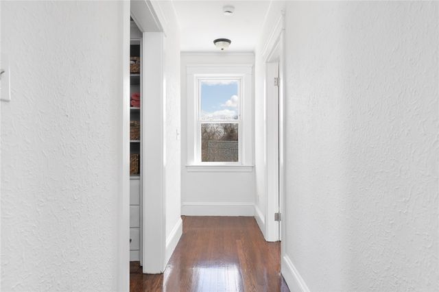 38 Trinity Parkway, Providence, RI 02908