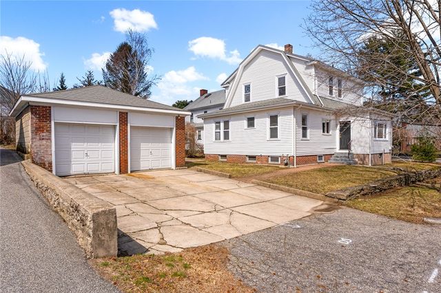 38 Trinity Parkway, Providence, RI 02908